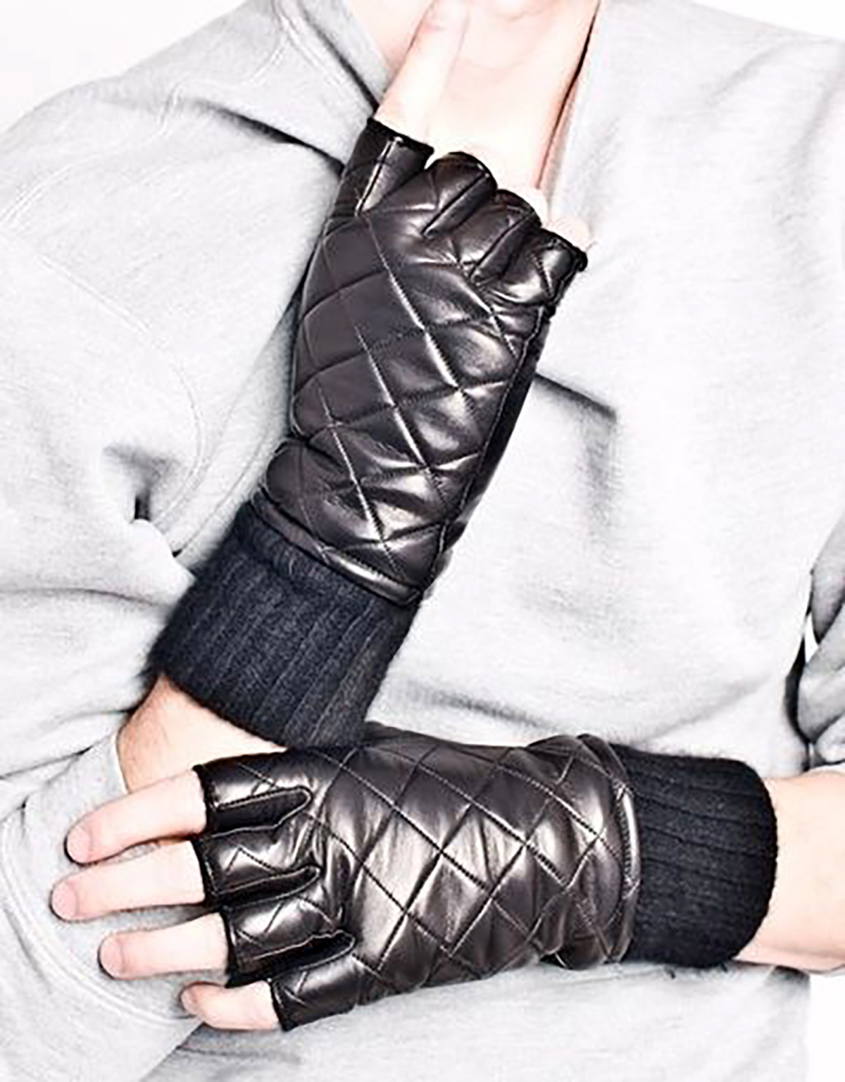 Lauren Urstadt fingerless leather quilted gloves